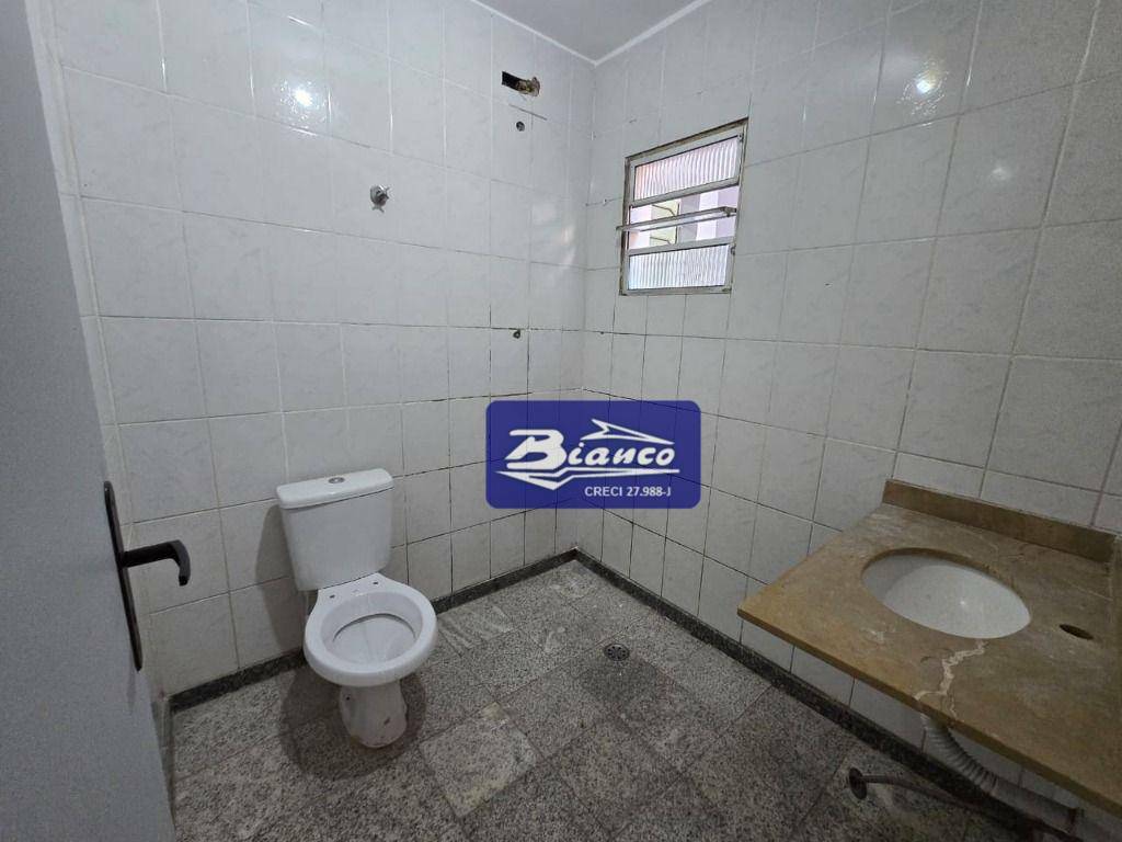 Sobrado à venda com 2 quartos, 174m² - Foto 14