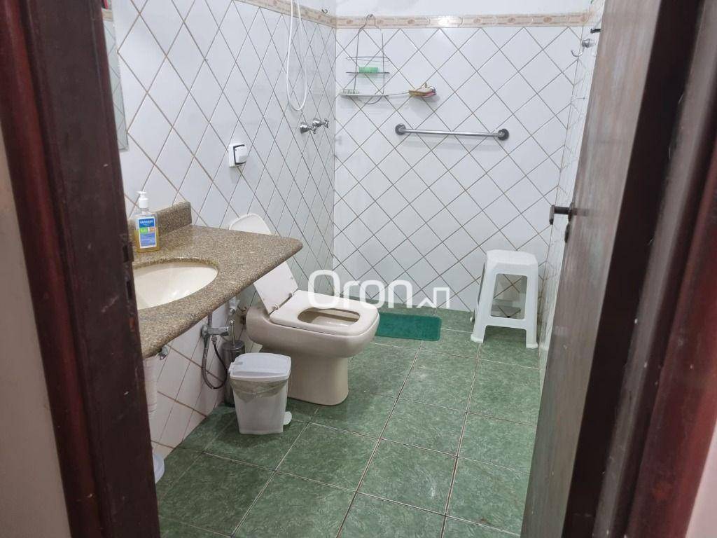 Chácara à venda com 3 quartos, 235m² - Foto 9