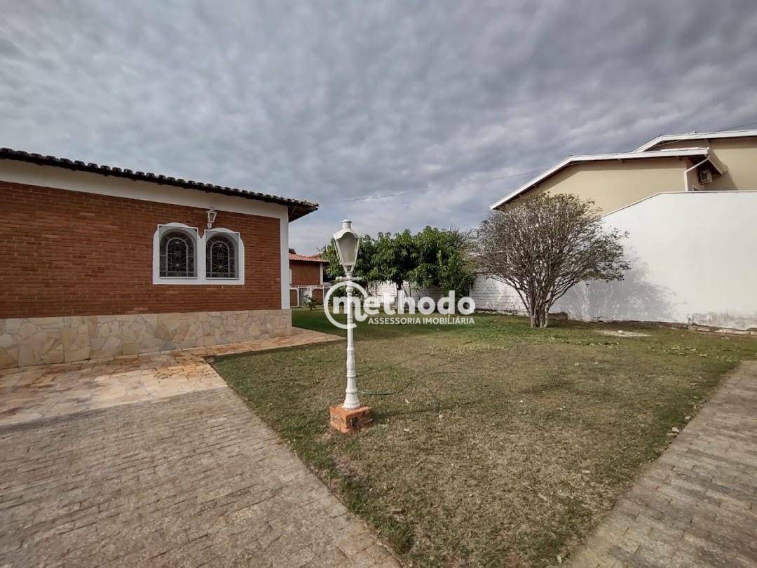 Casa de Condomínio à venda com 3 quartos, 588m² - Foto 3