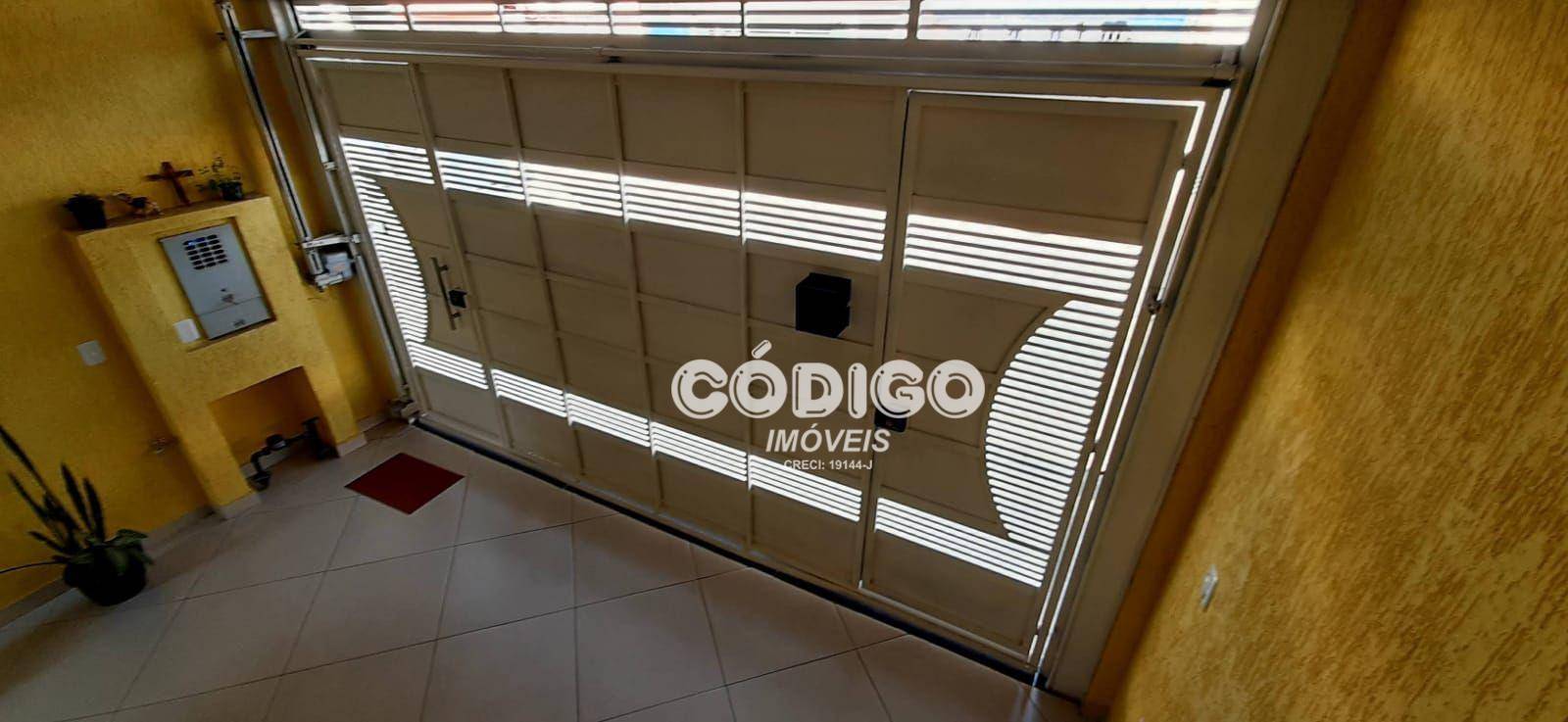 Sobrado à venda com 2 quartos, 178m² - Foto 4