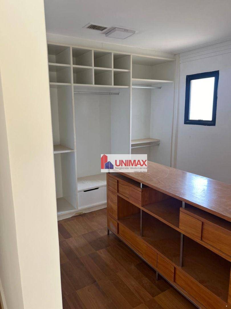 Casa de Condomínio para alugar com 4 quartos, 700m² - Foto 21