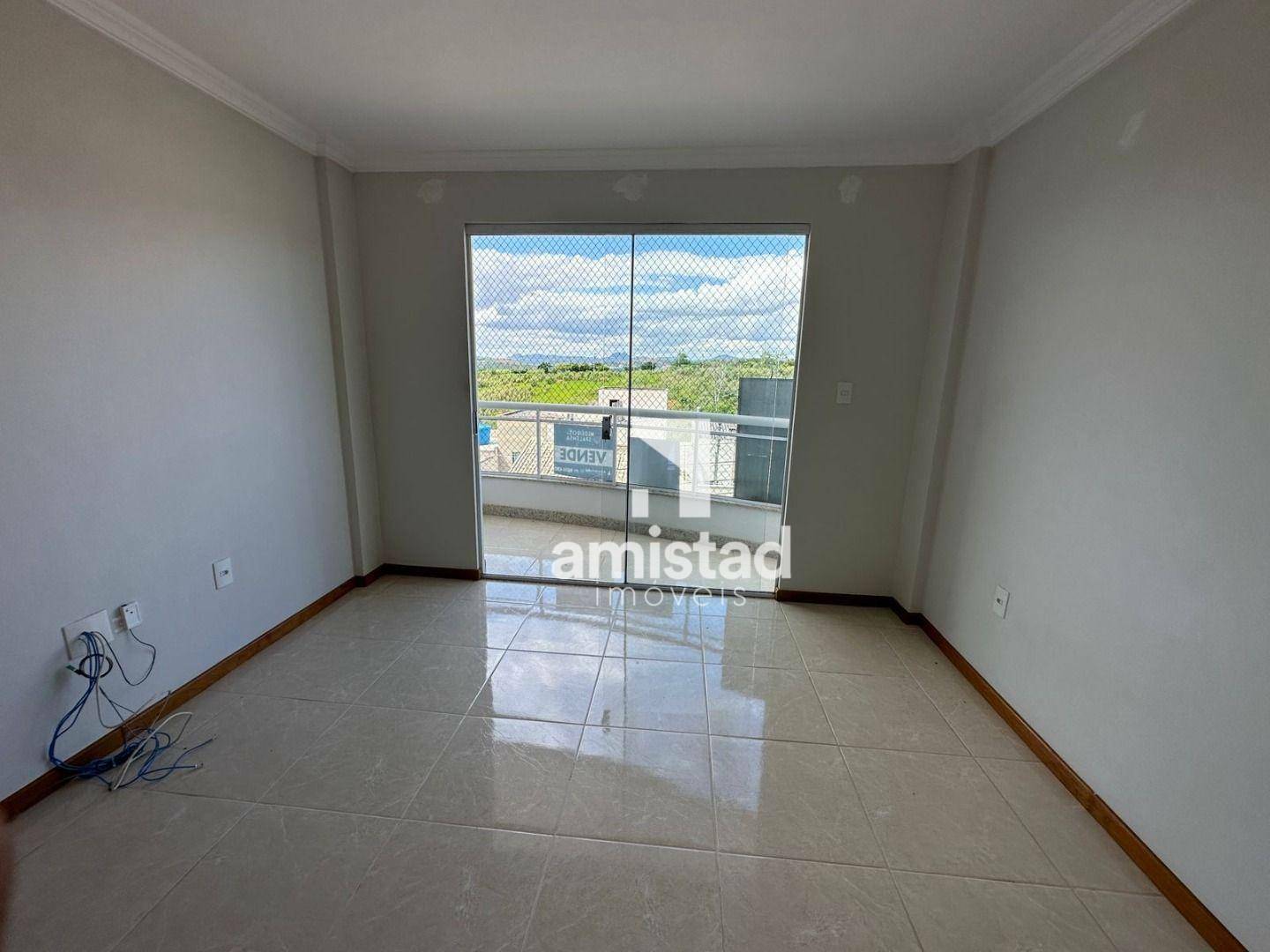 Apartamento à venda com 2 quartos, 90m² - Foto 4