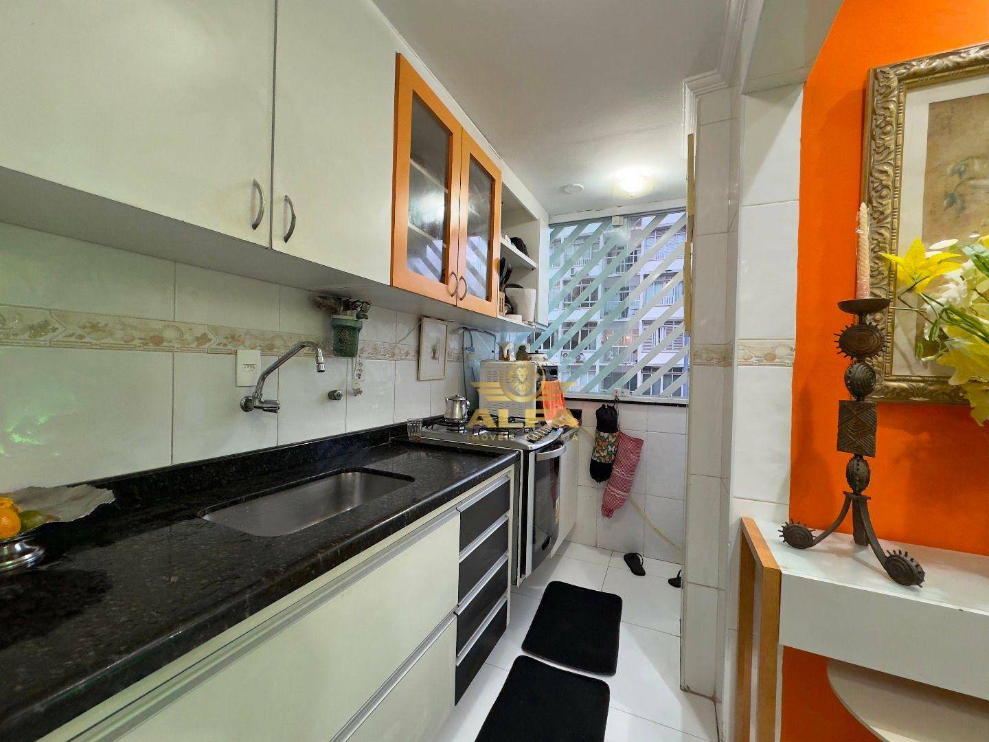 Apartamento à venda com 2 quartos, 65m² - Foto 8