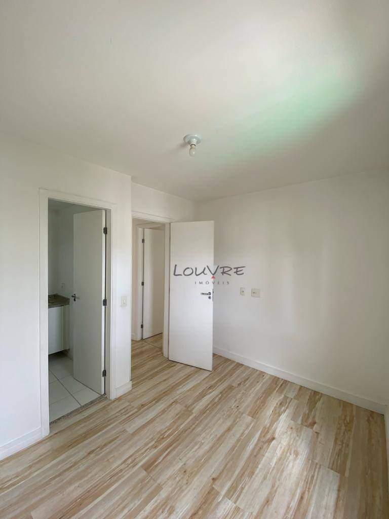Apartamento para alugar com 2 quartos, 68m² - Foto 9