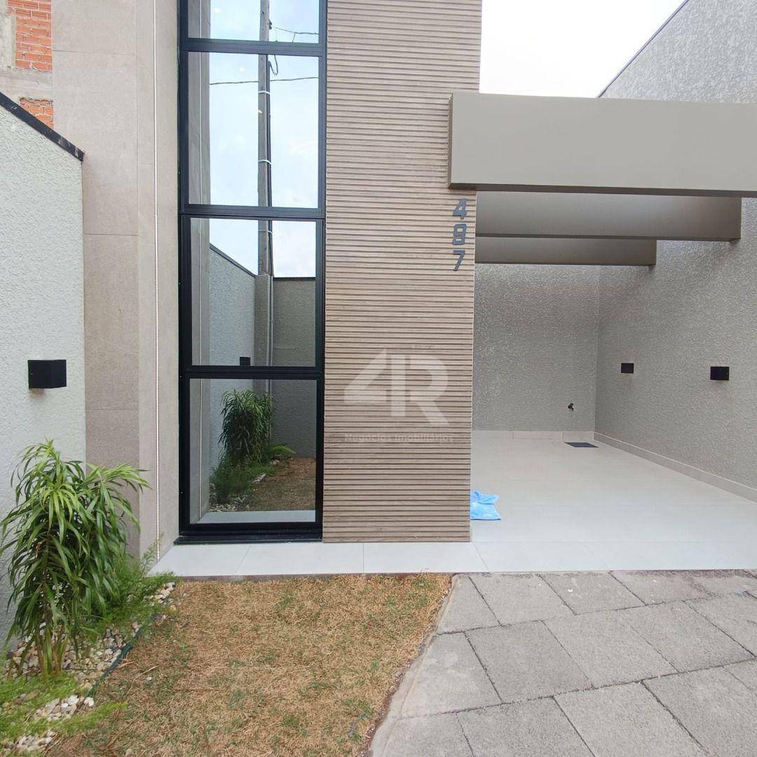 Casa à venda com 3 quartos, 64m² - Foto 2