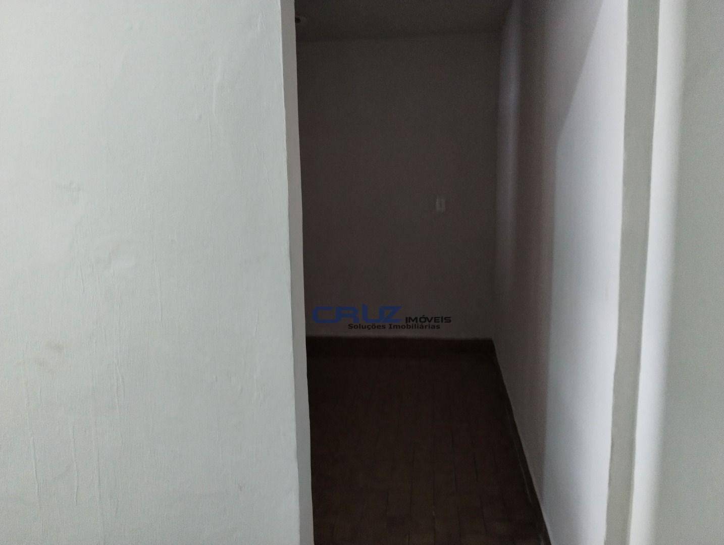 Casa para alugar com 2 quartos, 130m² - Foto 81