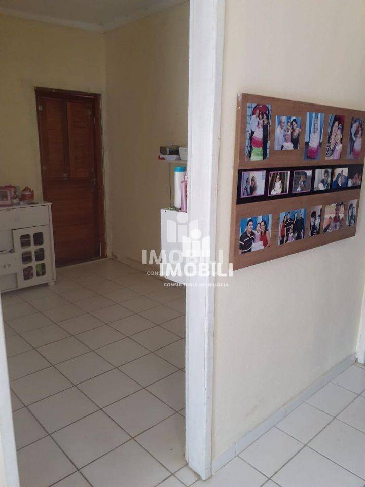 Casa à venda com 6 quartos, 258M2 - Foto 17