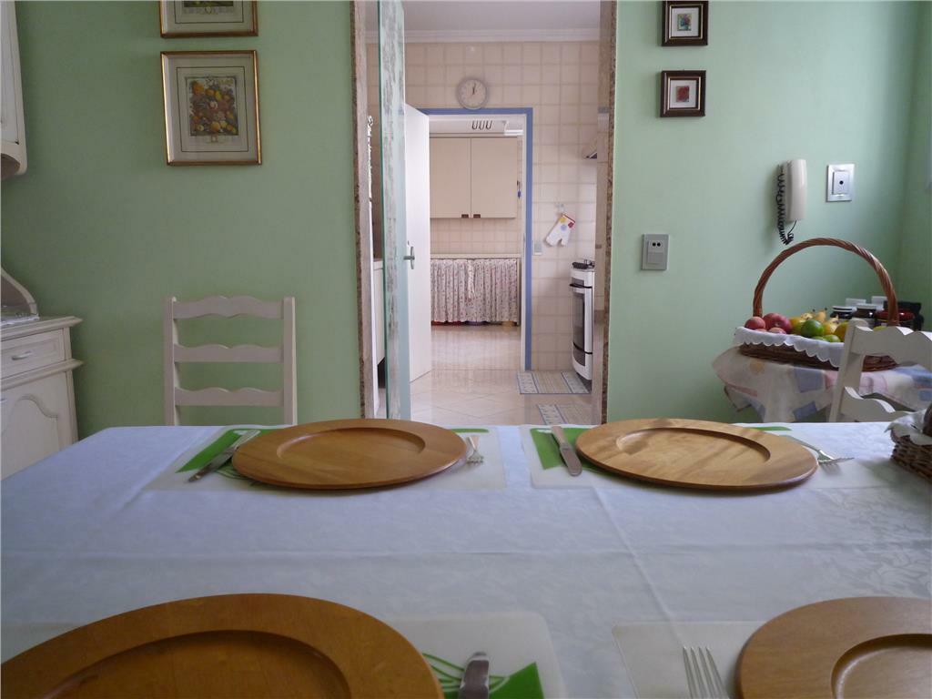 Apartamento à venda e aluguel com 3 quartos, 200m² - Foto 10