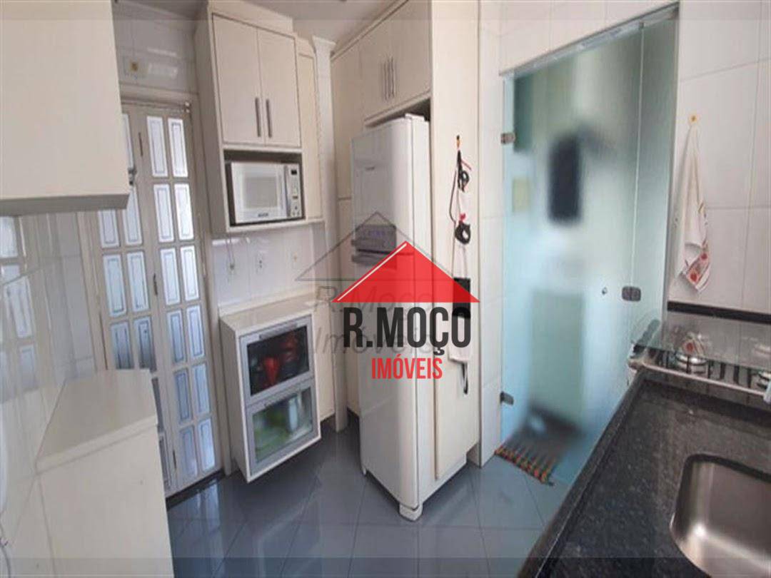 Apartamento à venda com 2 quartos, 70m² - Foto 9