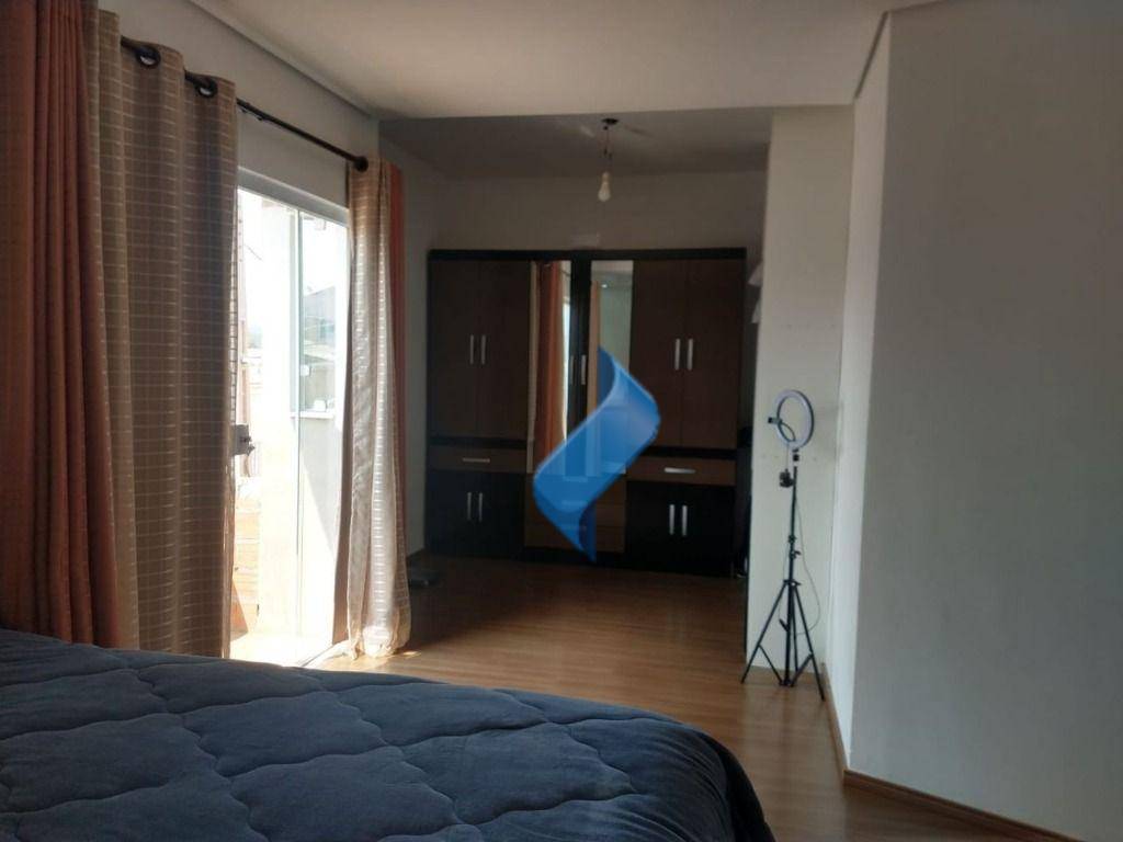 Casa à venda com 3 quartos, 140m² - Foto 17