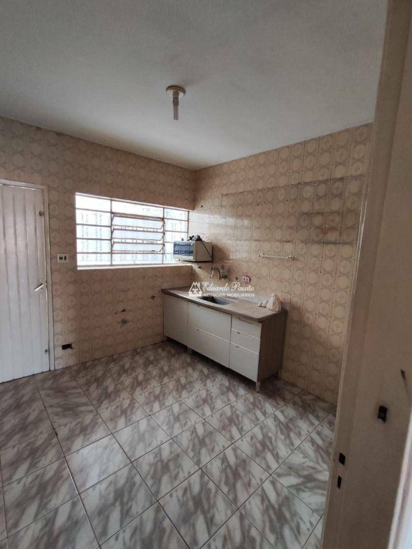 Sobrado à venda e aluguel com 3 quartos, 230m² - Foto 6