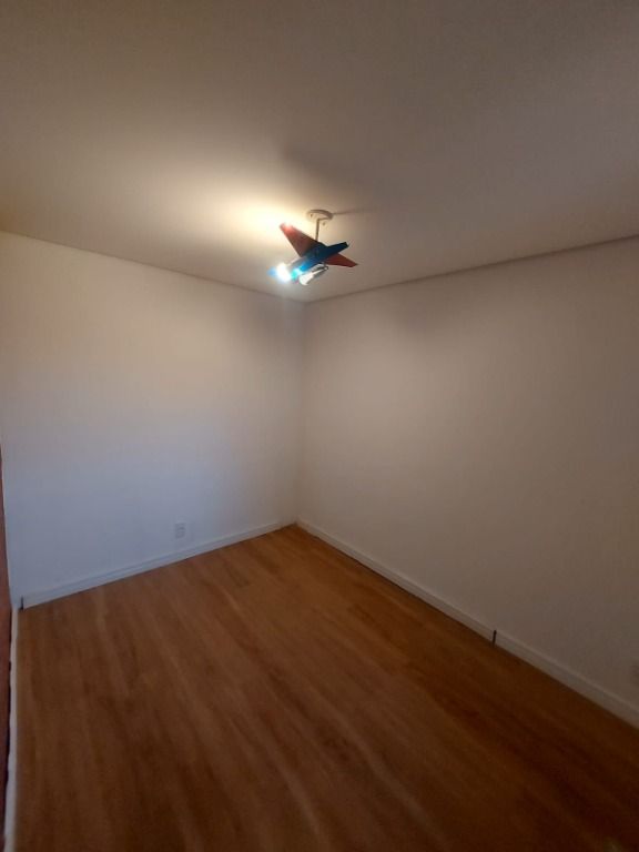 Apartamento à venda com 2 quartos, 62m² - Foto 17