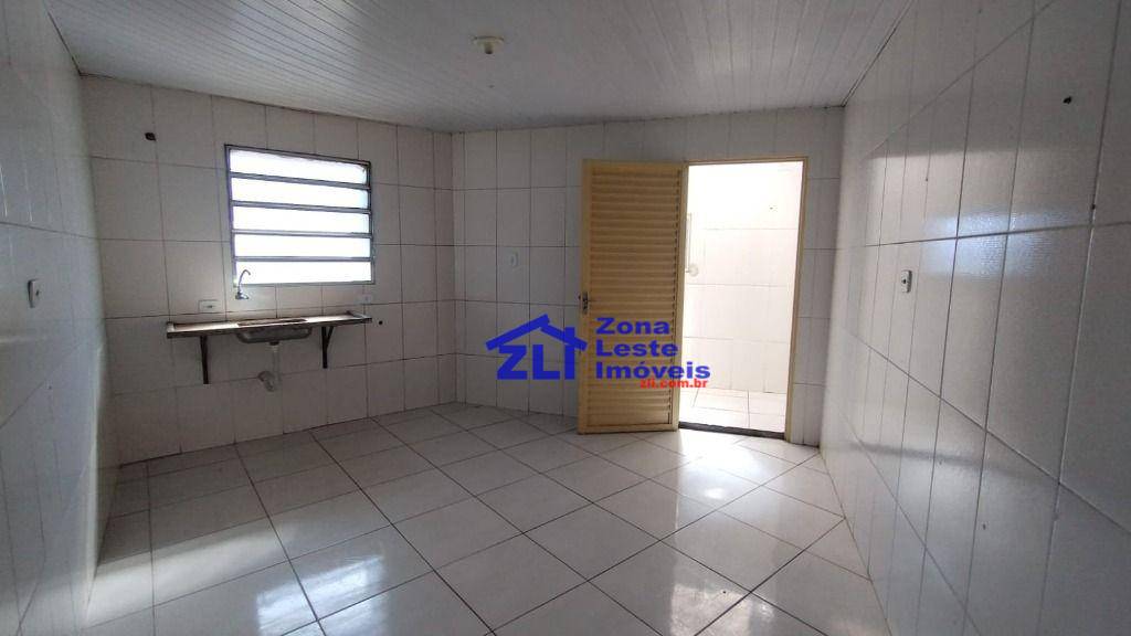 Apartamento para alugar com 2 quartos, 70m² - Foto 3