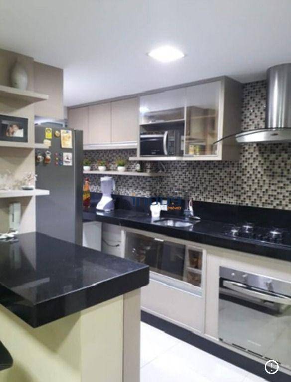 Apartamento à venda com 2 quartos, 70m² - Foto 9