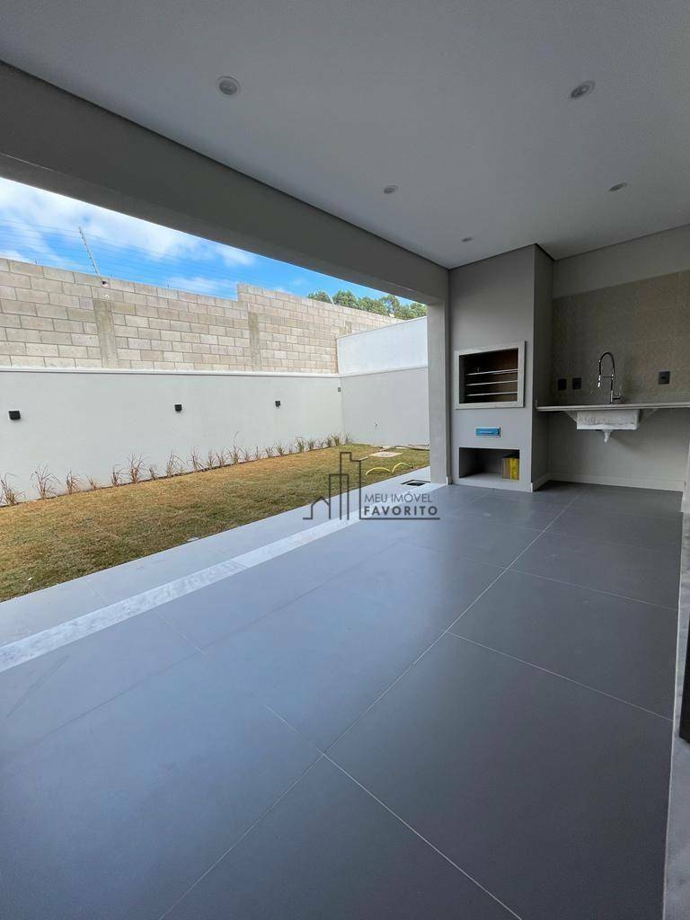 Casa à venda com 3 quartos, 200m² - Foto 14