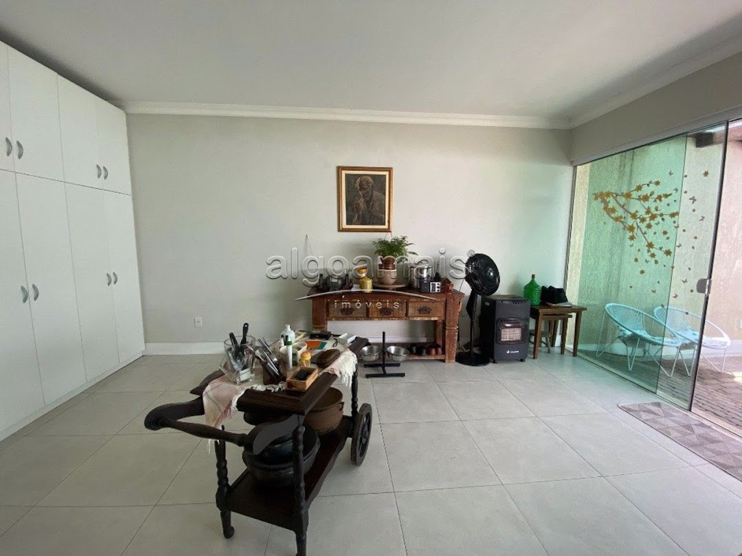 Casa à venda com 3 quartos, 187m² - Foto 15