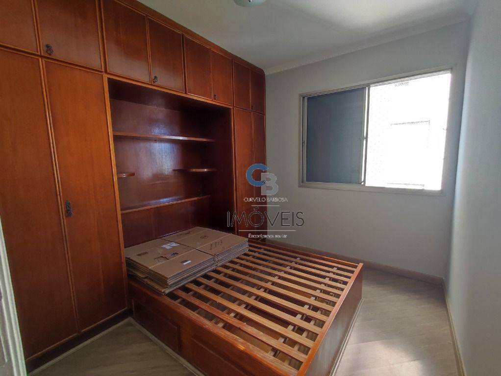 Apartamento à venda com 3 quartos, 87m² - Foto 12