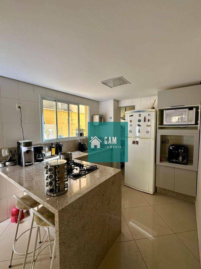 Sobrado à venda com 3 quartos, 178m² - Foto 8