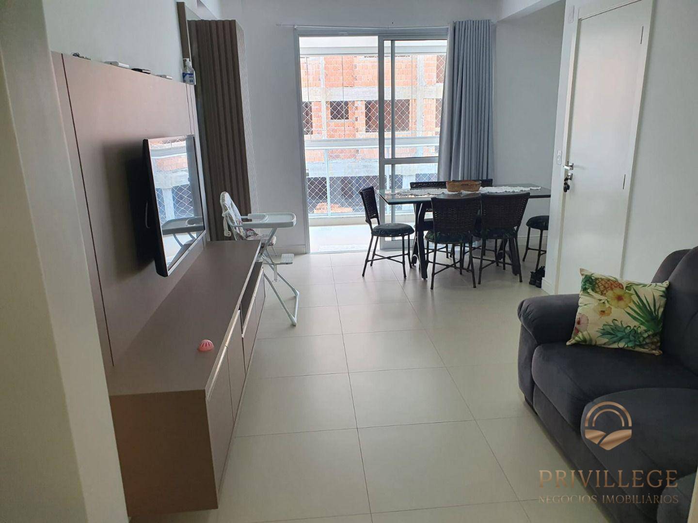 Apartamento à venda com 3 quartos, 76m² - Foto 8