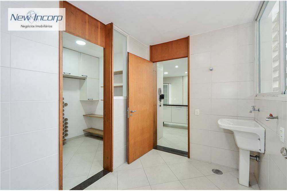 Apartamento à venda com 3 quartos, 250m² - Foto 28