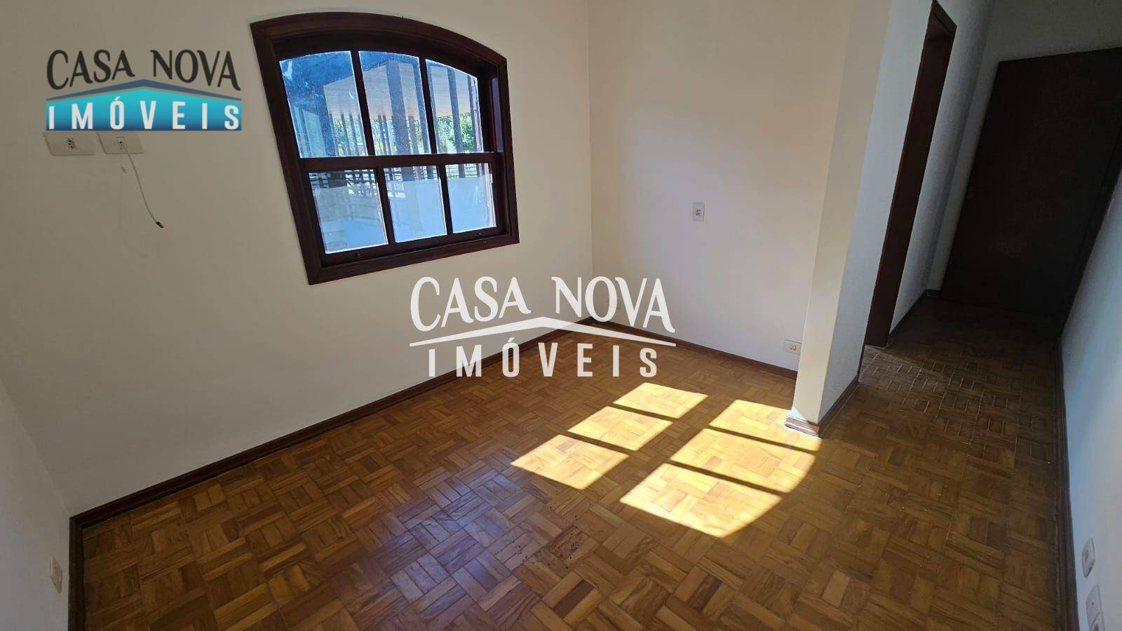 Casa de Condomínio para alugar com 4 quartos, 192m² - Foto 20