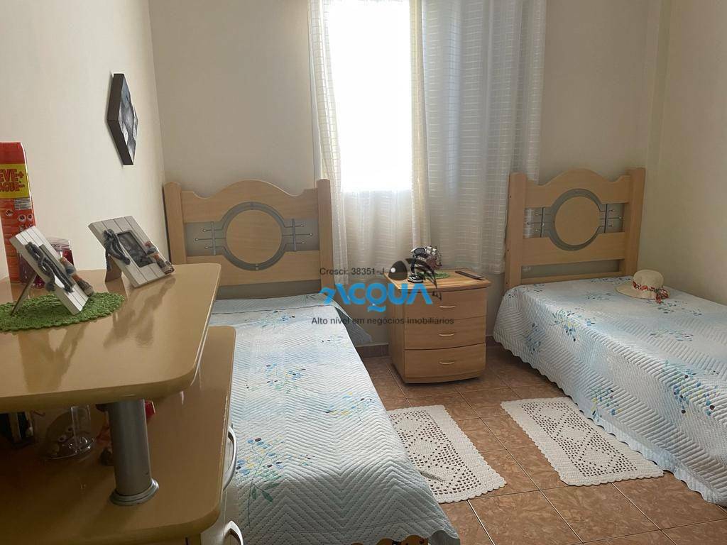 Apartamento à venda com 2 quartos, 70m² - Foto 4