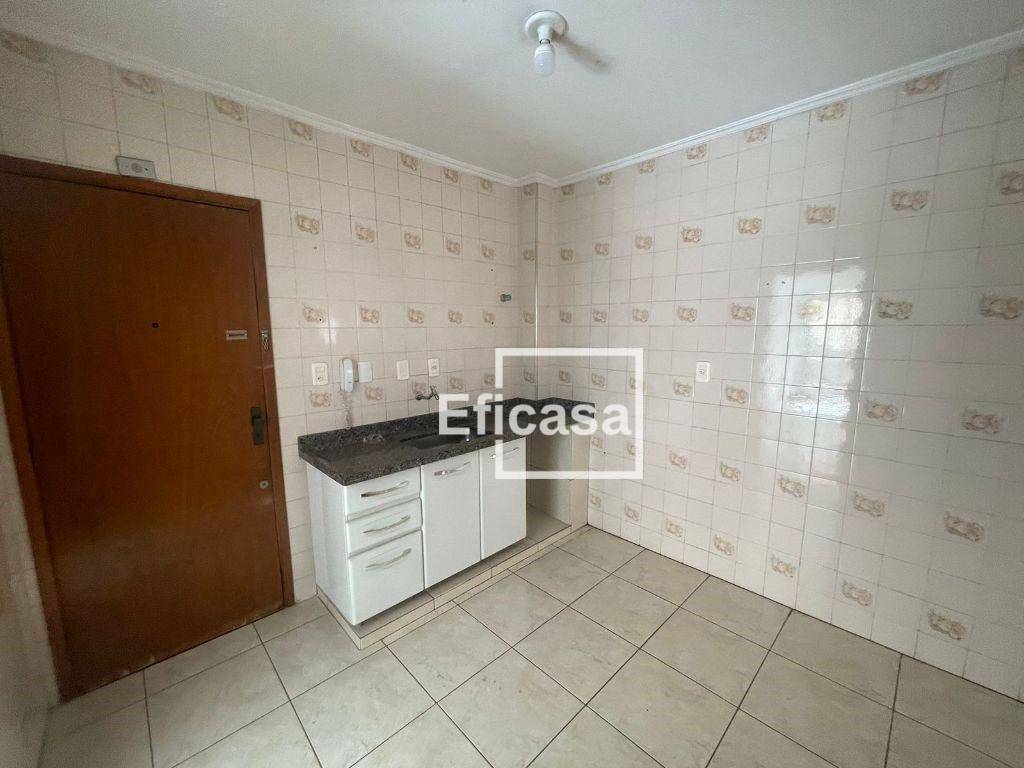 Apartamento à venda com 3 quartos, 80m² - Foto 5