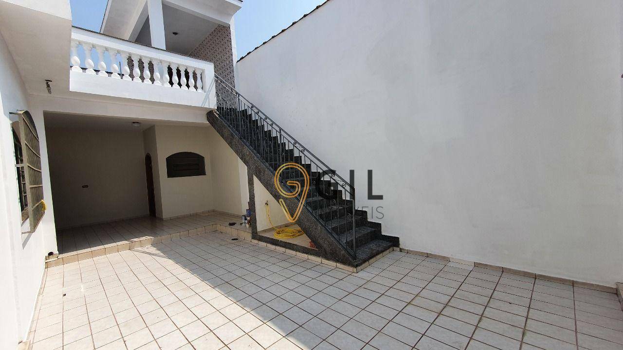 Sobrado para alugar com 3 quartos, 180m² - Foto 5