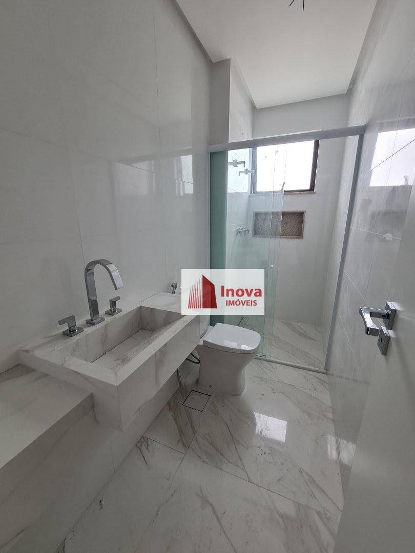 Apartamento à venda com 4 quartos, 225m² - Foto 25