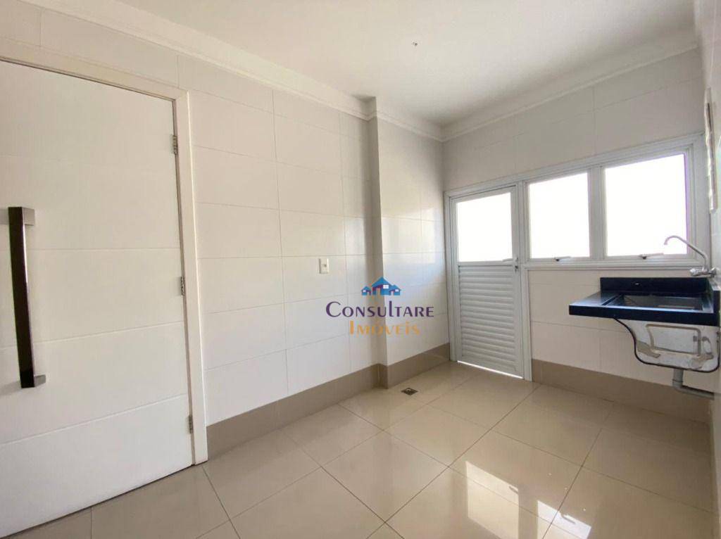 Apartamento à venda com 4 quartos, 230m² - Foto 9