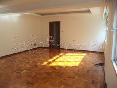 Apartamento para alugar com 3 quartos, 132m² - Foto 1