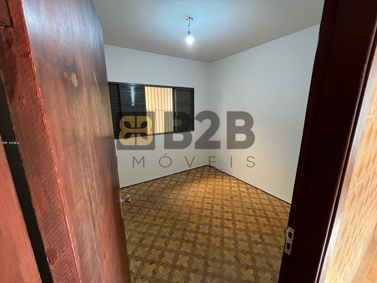 Casa à venda com 3 quartos, 169m² - Foto 10