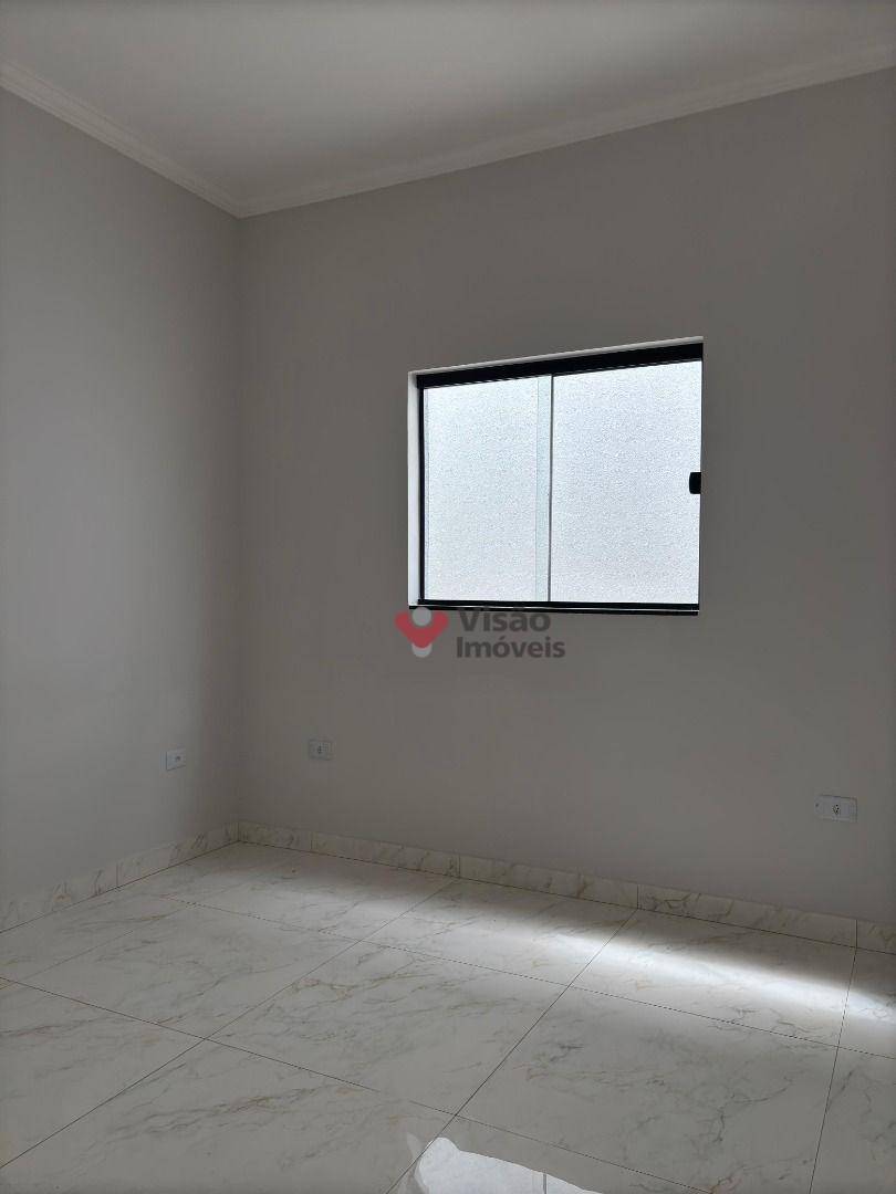 Casa à venda com 3 quartos, 102m² - Foto 13