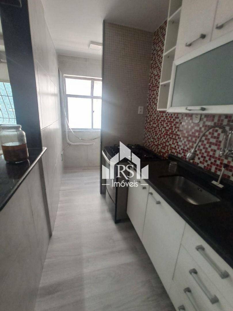 Apartamento à venda com 2 quartos, 60m² - Foto 4