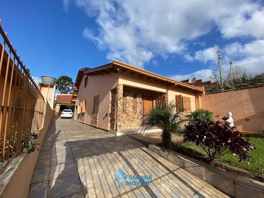 Casa à venda com 2 quartos, 170m² - Foto 4