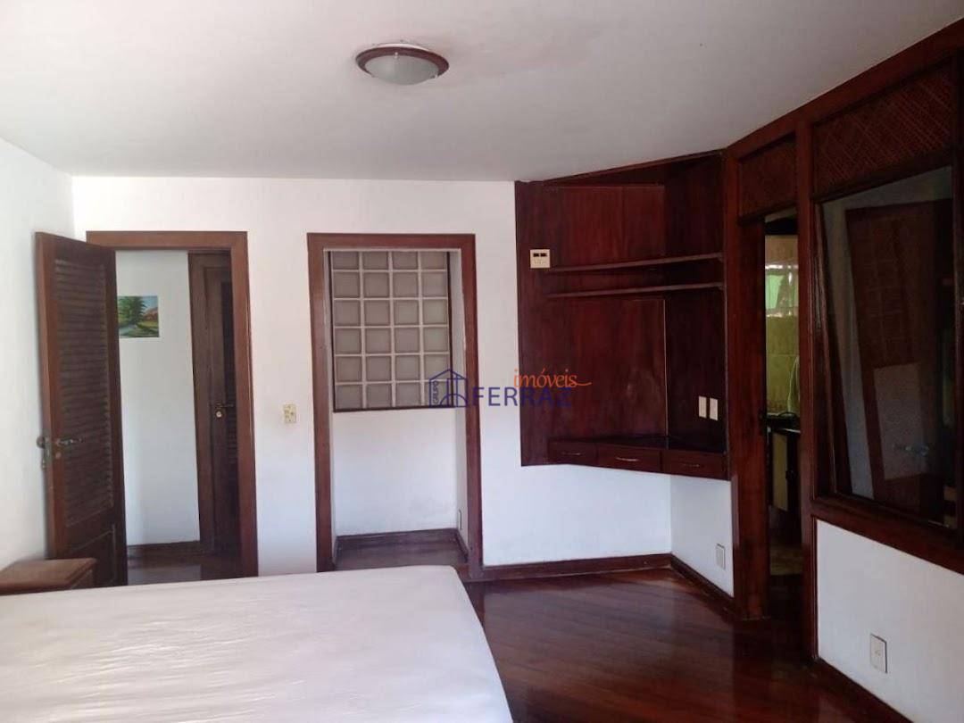 Casa à venda com 4 quartos, 360m² - Foto 29