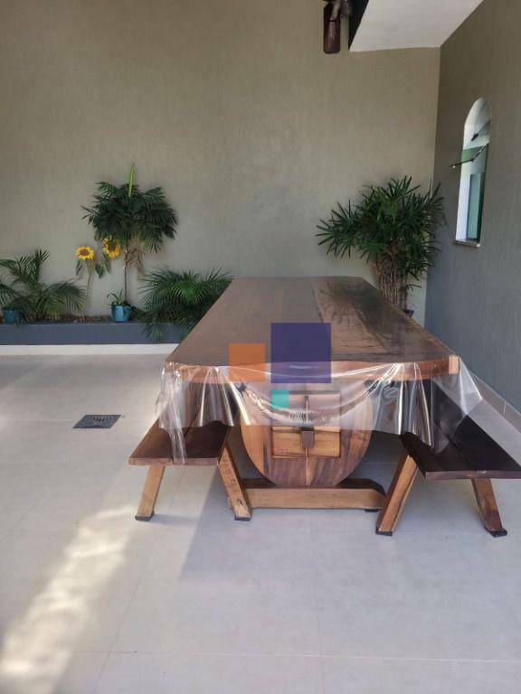 Casa à venda com 3 quartos, 282m² - Foto 10