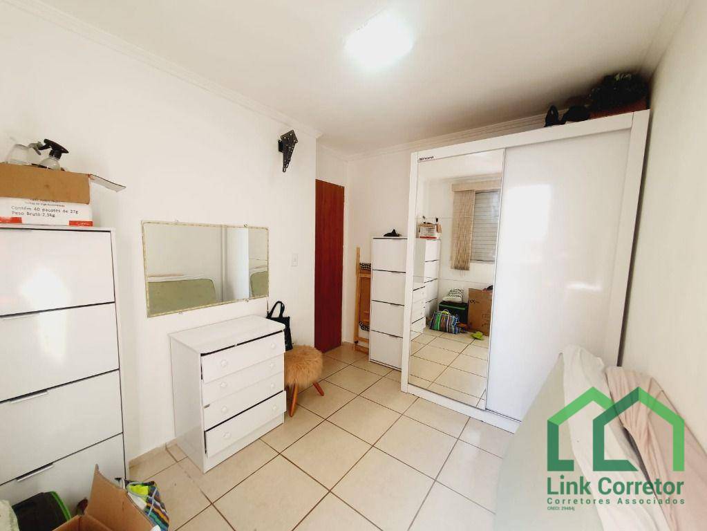 Apartamento à venda com 2 quartos, 56m² - Foto 18