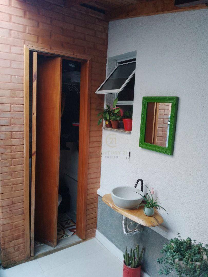 Casa de Condomínio à venda e aluguel com 3 quartos, 84m² - Foto 19