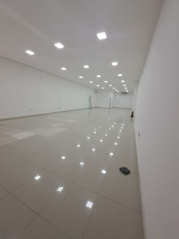 Loja-Salão, 200 m² - Foto 2