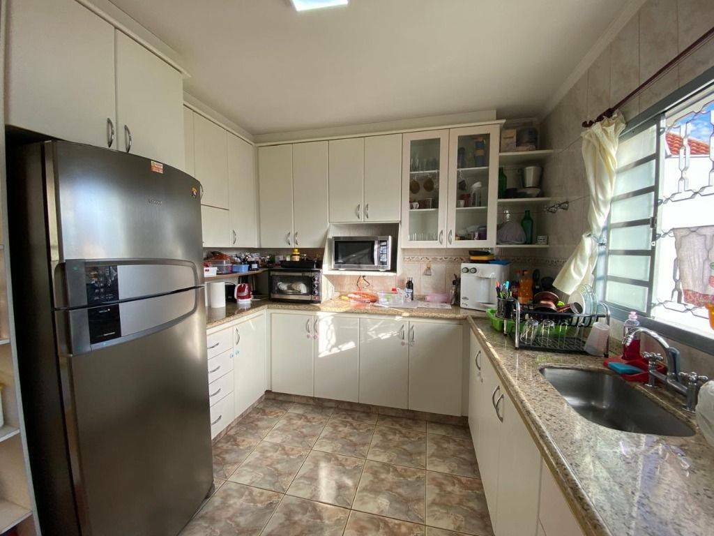 Casa, 3 quartos, 315 m² - Foto 2