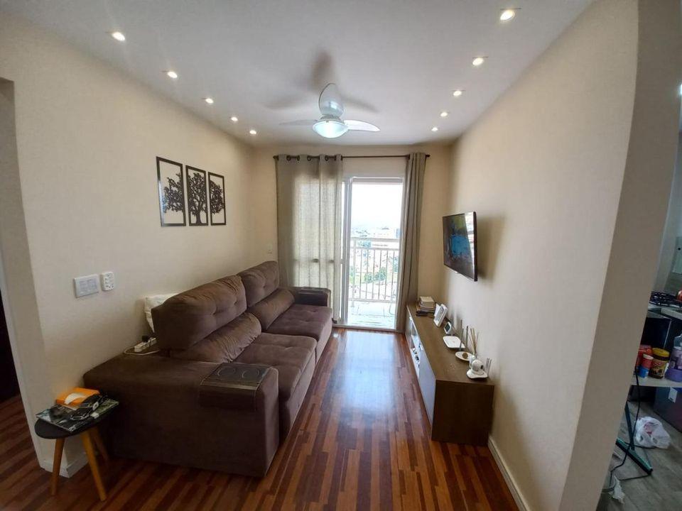 Apartamento à venda com 2 quartos, 61m² - Foto 1