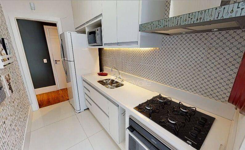 Apartamento à venda com 2 quartos, 62m² - Foto 1