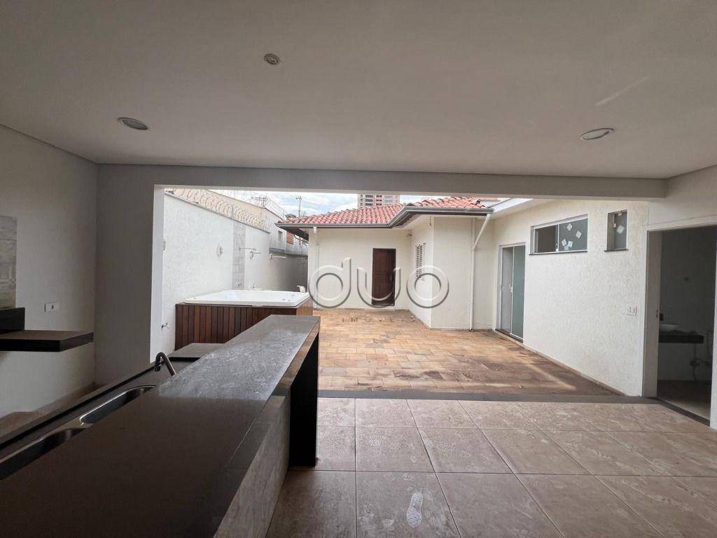 Casa para alugar com 3 quartos, 186m² - Foto 29