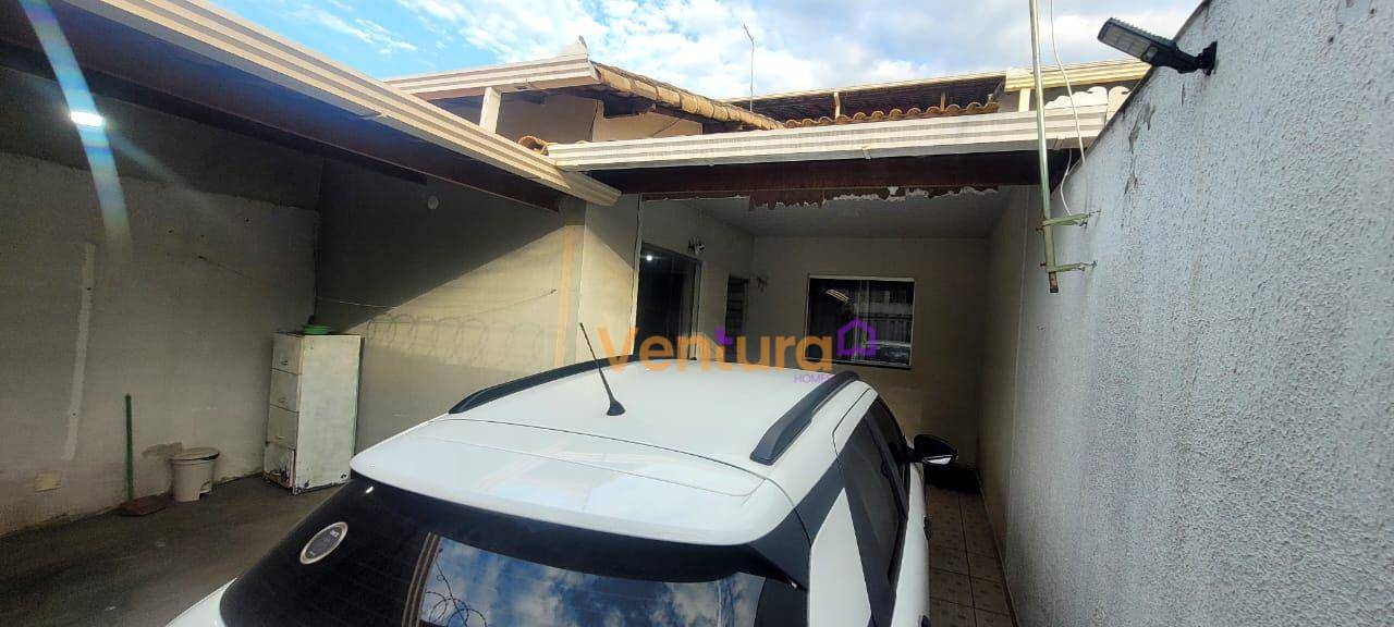Casa à venda e aluguel com 2 quartos, 65m² - Foto 3