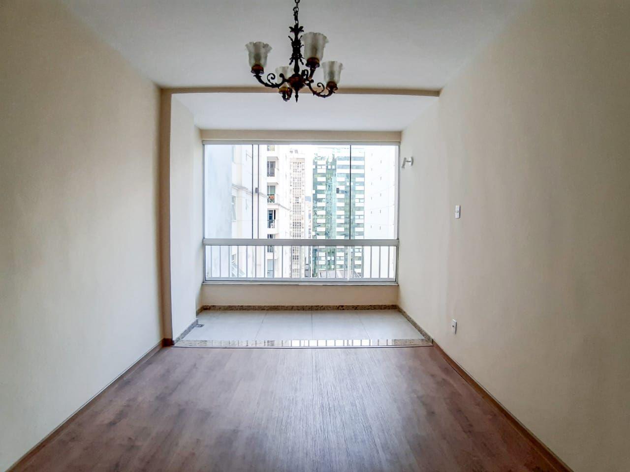 Apartamento à venda com 3 quartos, 122m² - Foto 3