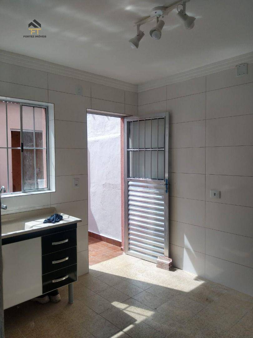 Sobrado para alugar com 2 quartos, 250M2 - Foto 5