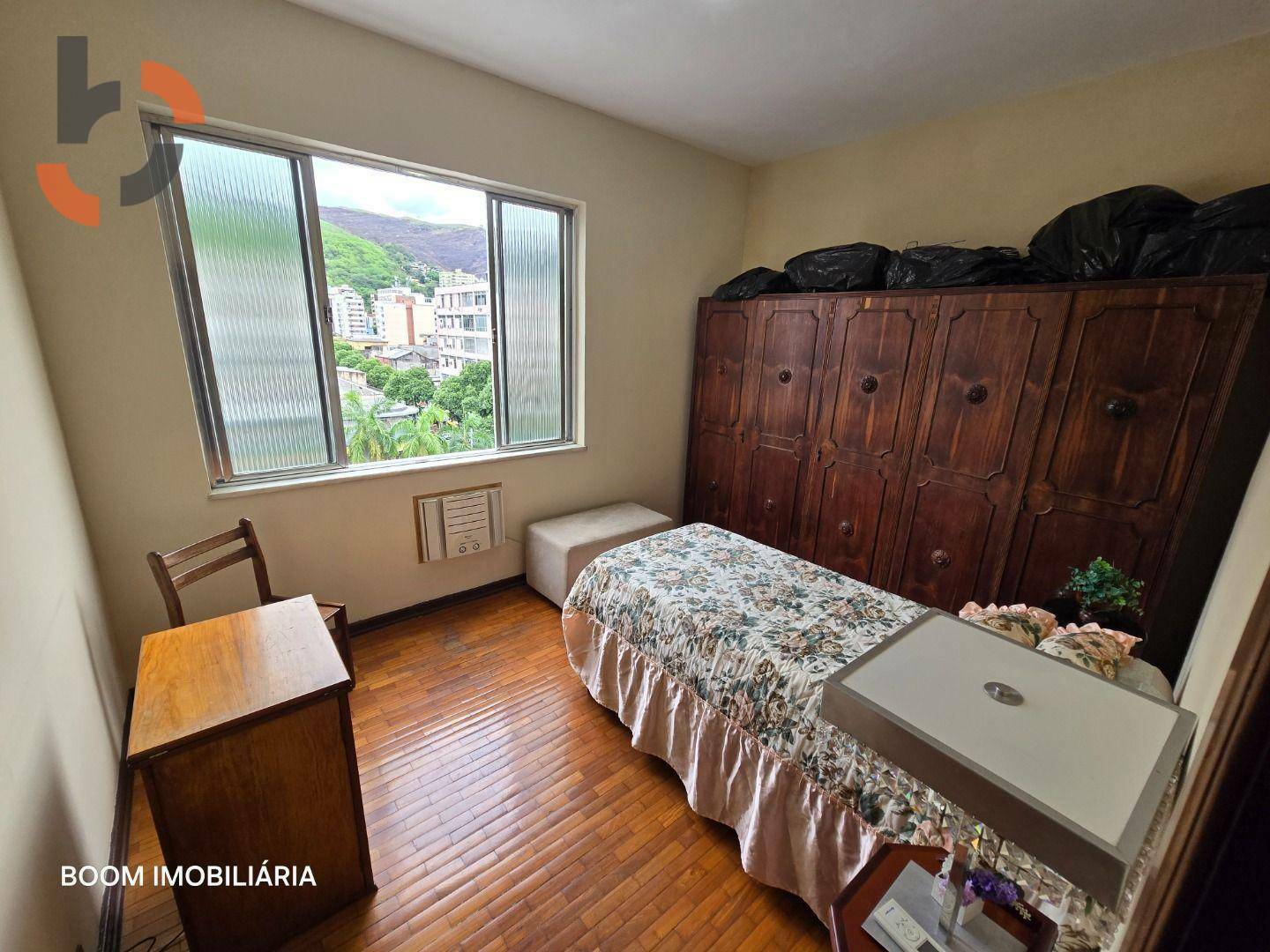 Apartamento à venda com 3 quartos, 150m² - Foto 12