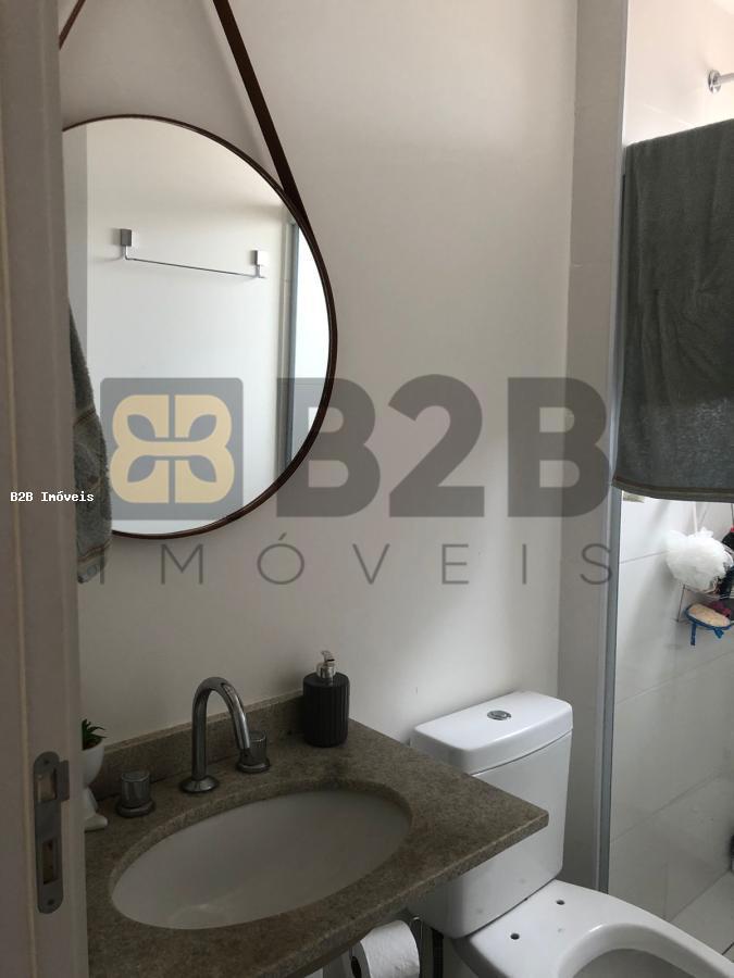 Apartamento à venda com 2 quartos, 65m² - Foto 16