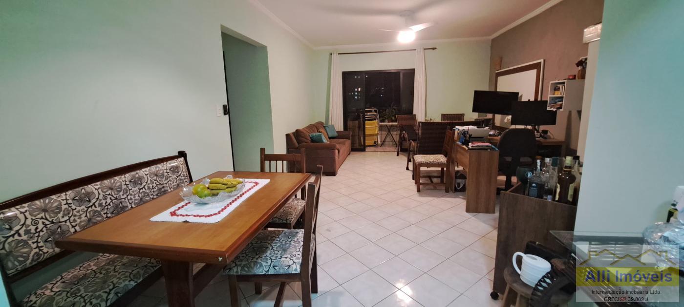 Apartamento à venda com 2 quartos, 90m² - Foto 1